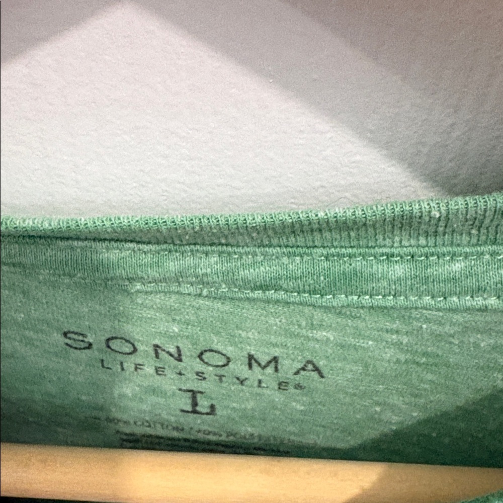 Sonoma Green Graphic Men's Tee - Picture 2 of 3